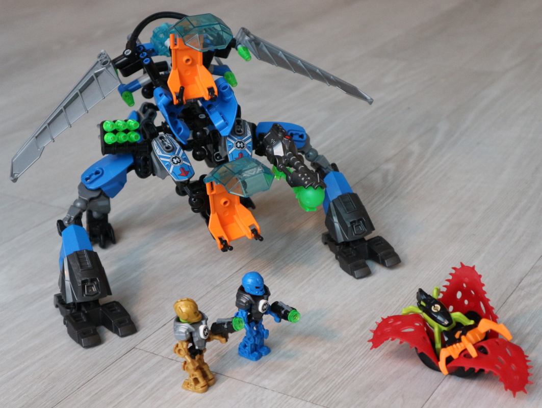 Lego Hero Factory 44028 SURGE & ROCKA Combat Machine